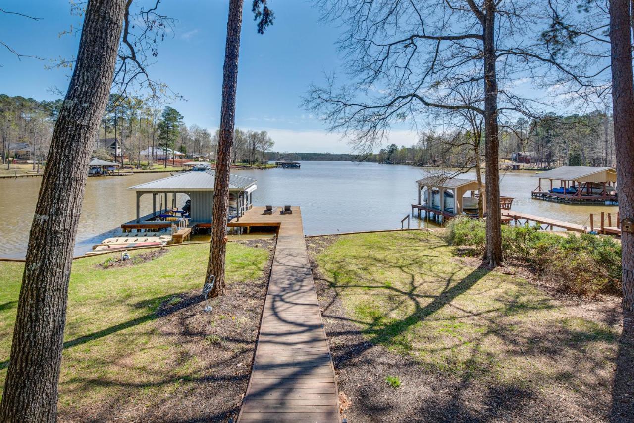 Quiet Lakefront Eatonton House With Boat Dock!ヴィラ エクステリア 写真